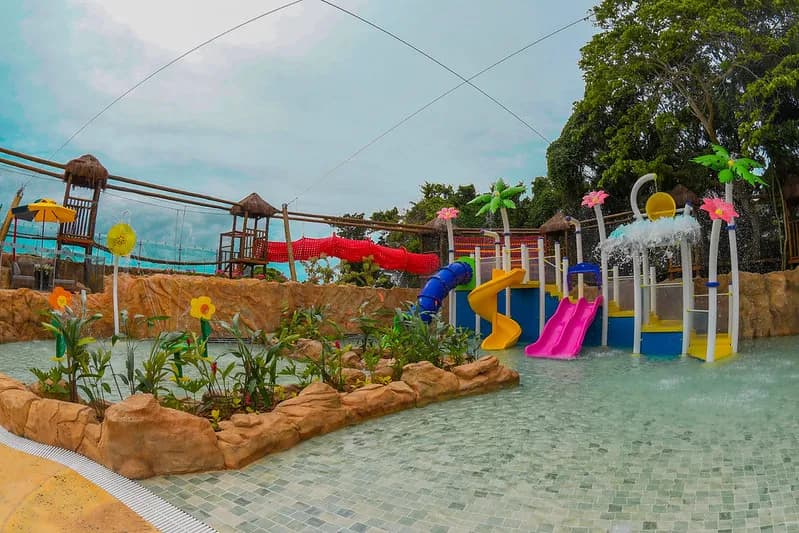 Resort Santinho